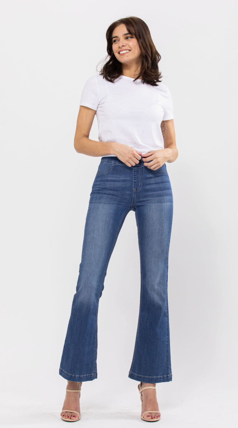 Mattie 30" Inseam Mid Rise Flare Jegging