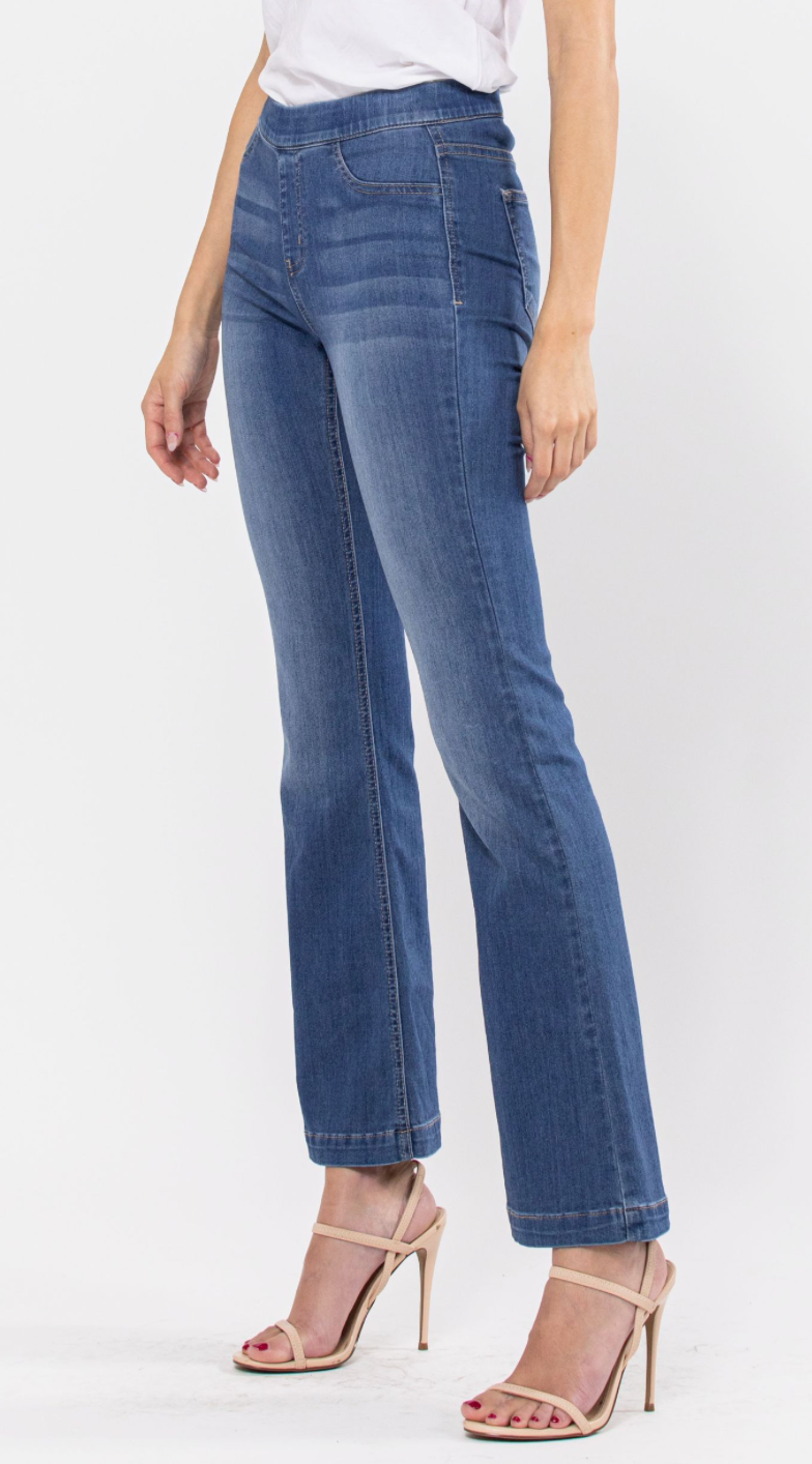 Mattie 30" Inseam Mid Rise Flare Jegging